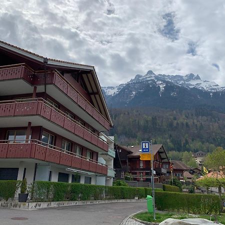 Seehaus Lake View 3-Bedroom Apartment Iseltwald Exterior foto